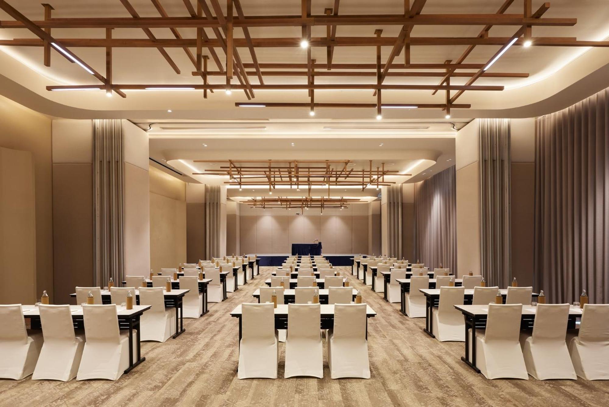 Hotel Centara Ubon Ubon Ratchathani Esterno foto